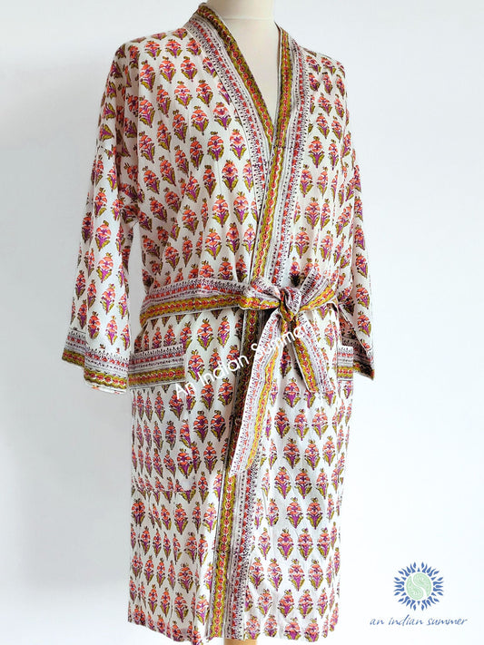 Kurze Kimono-Robe – Blumenblockdruck – Jasmin – Koralle